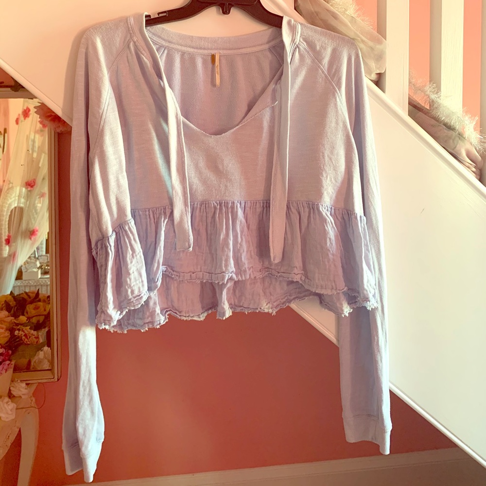 Free People light sweater